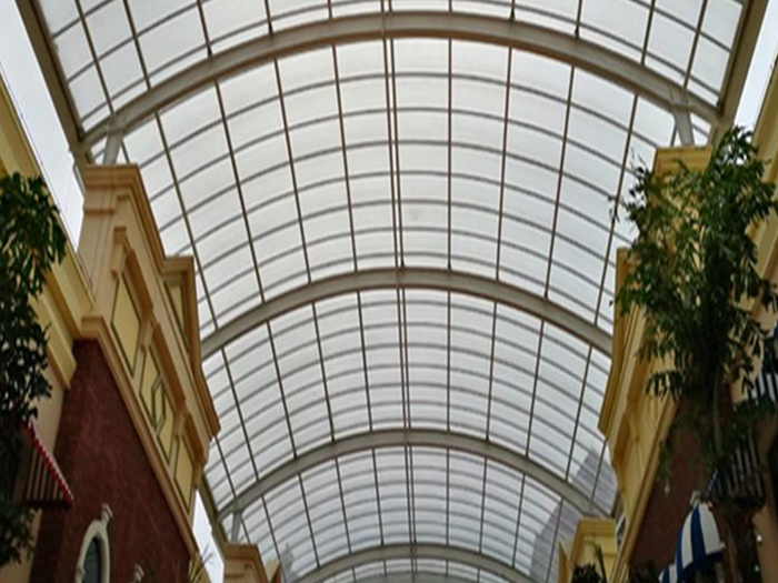 姜堰屋面网架顶棚吊装方案